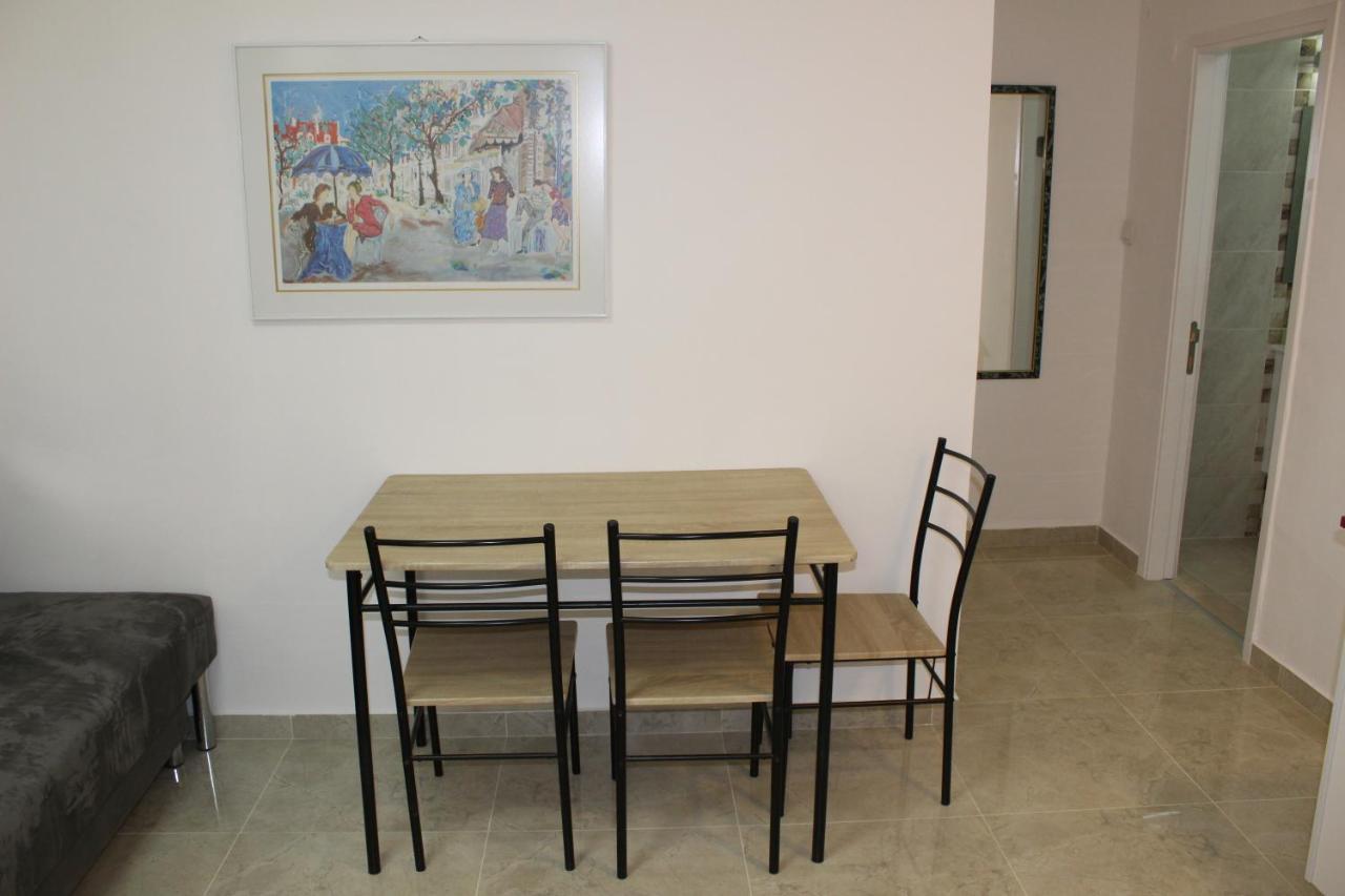 Kibel Apartment *